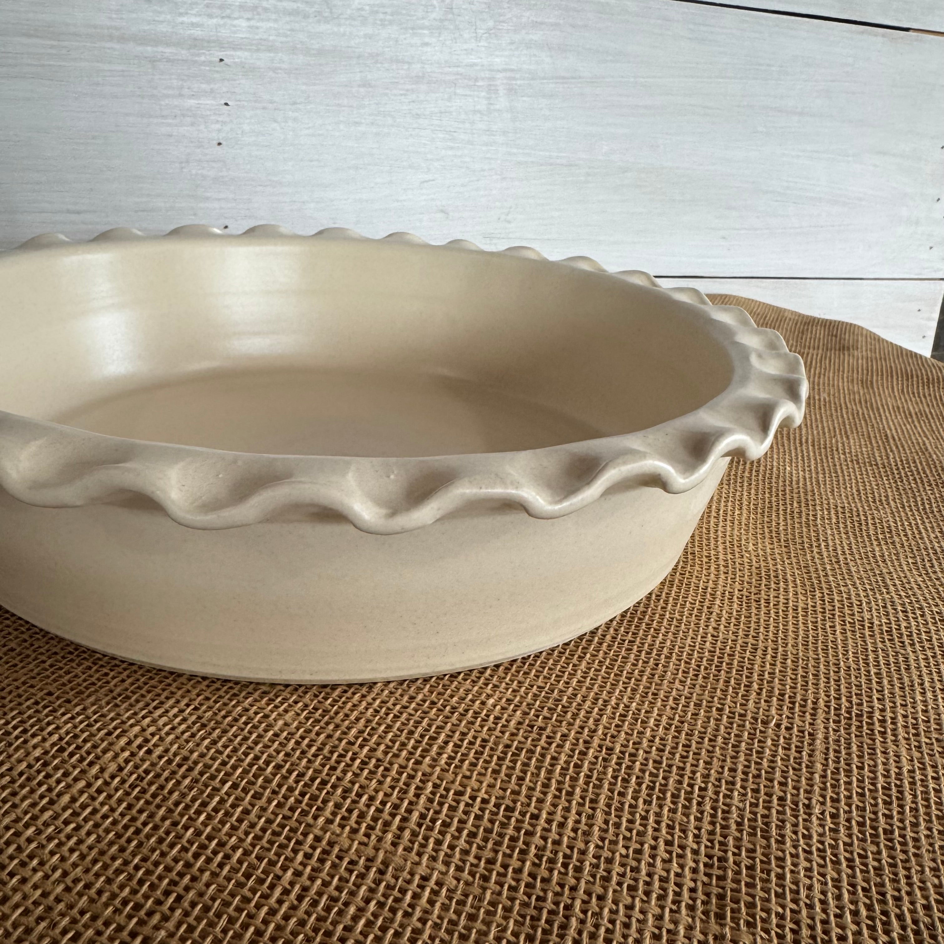 Deep Dish Pie Plate- Drift White Second