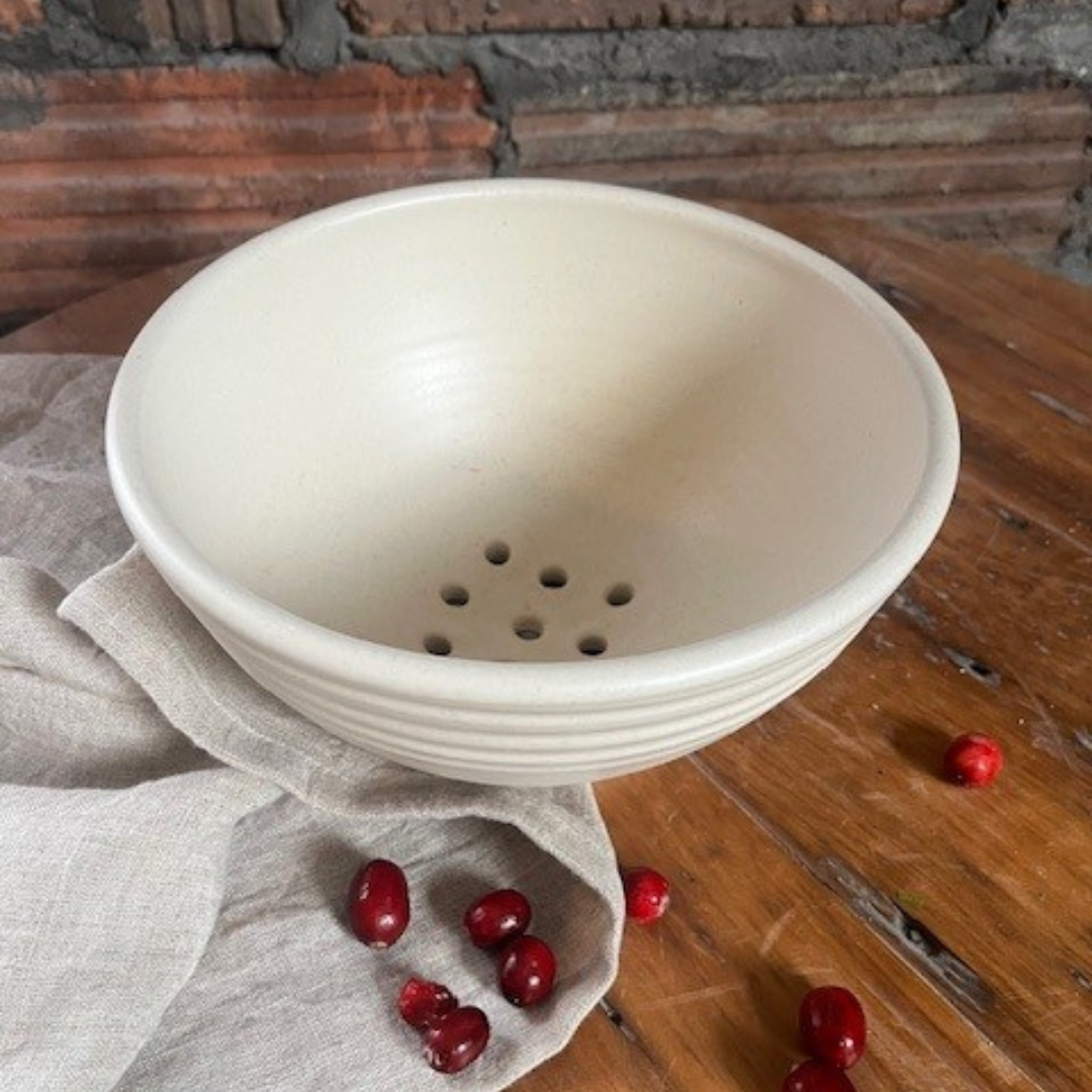 Ridges Colander