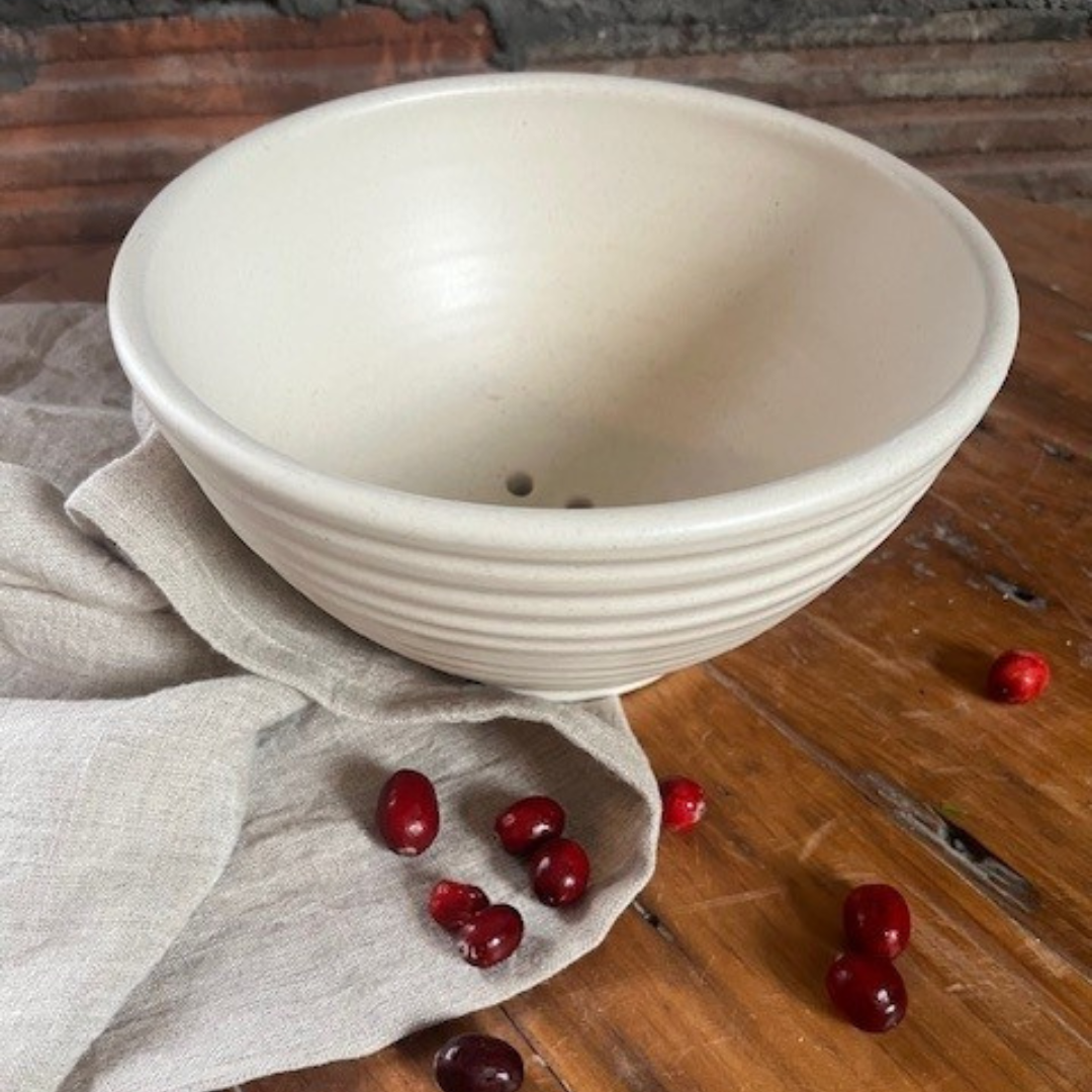 Ridges Colander