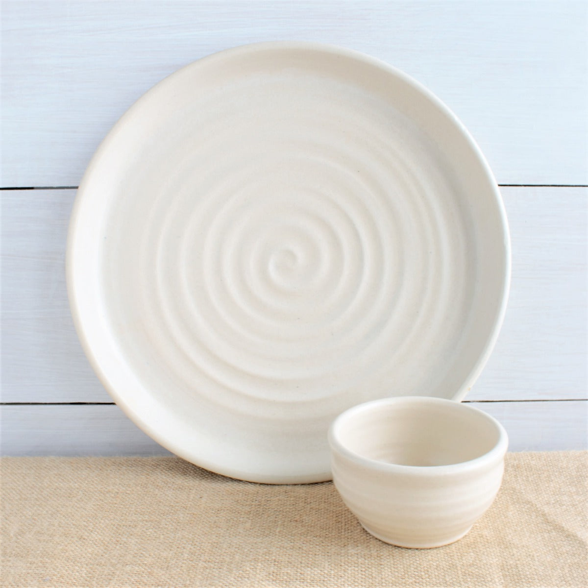 Farmhouse Ridges Chip & Dip Set- Drift White